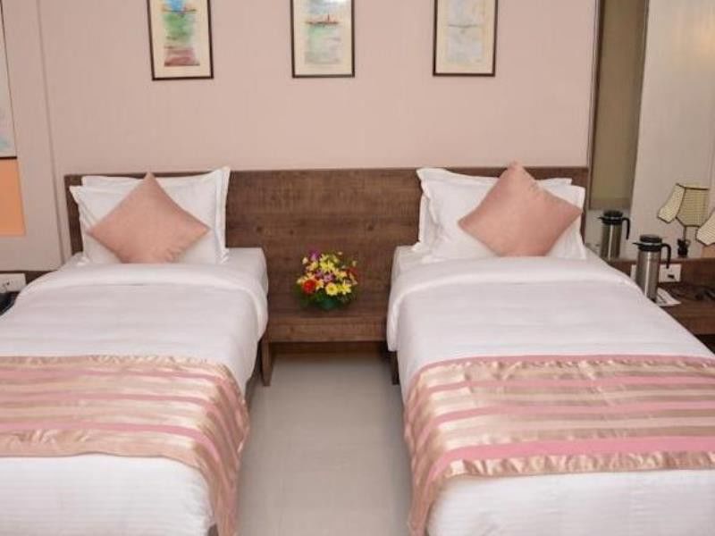 Boshan Hotels Mapusa Kültér fotó