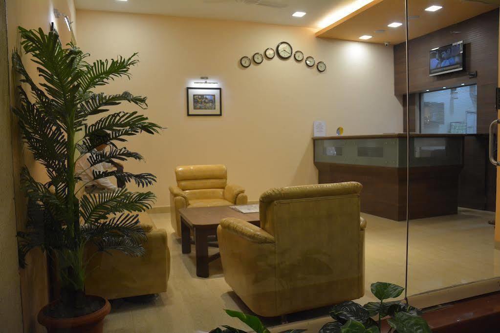Boshan Hotels Mapusa Kültér fotó