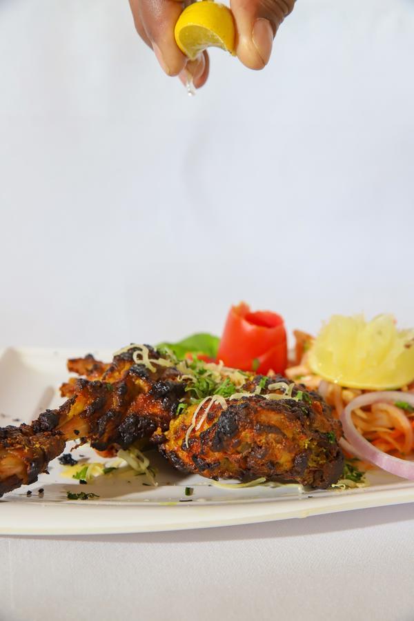 Boshan Hotels Mapusa Kültér fotó